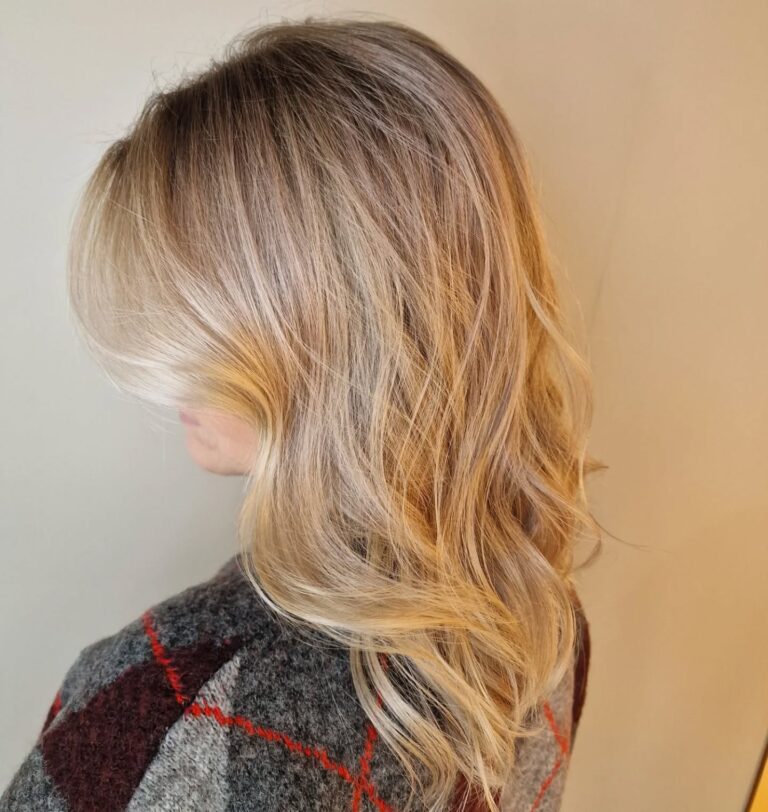 Instagram post from janthomasstudiomoirana. This post is in position 5.