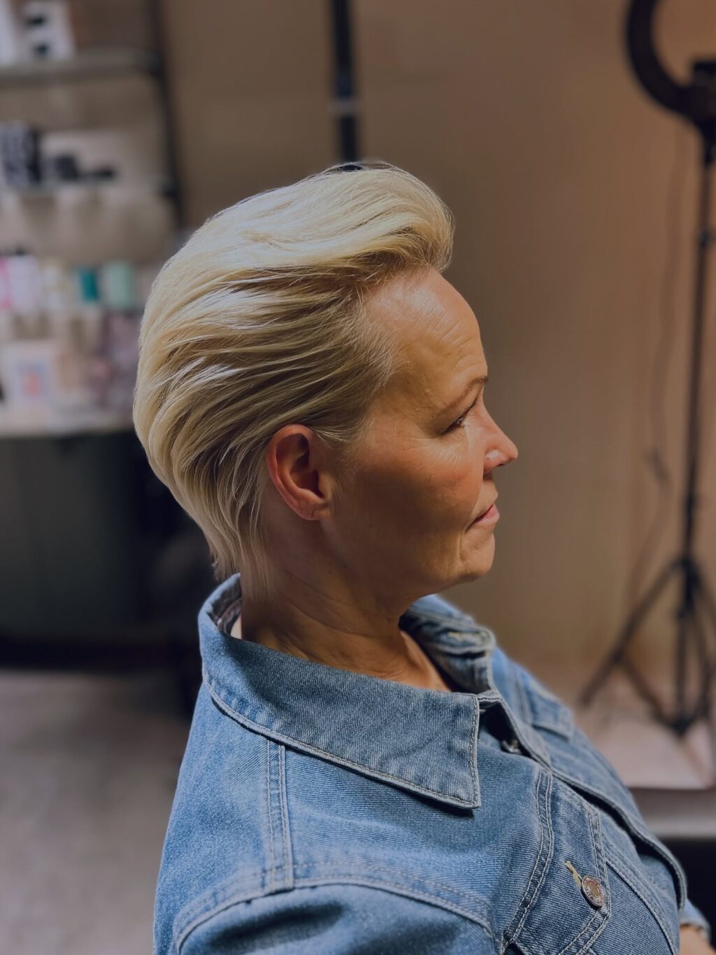 Instagram post from janthomasstudiomoirana. This post is in position 2.