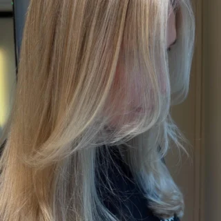 Instagram post from janthomasstudio. This post is in position 4.