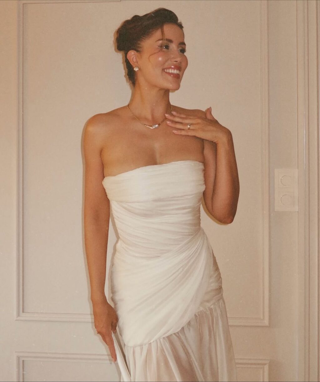 Instagram post from janthomasstudio. This post is in position 1.